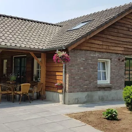 Peelvennen Farm stay *